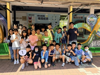 高年級學生則進一步了解資源循環與環境永續的重要性，思考如何減少一次性用品的使用，以及如何在日常生活中實踐環保行動。