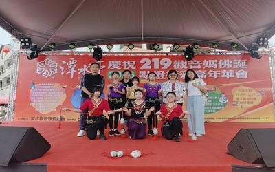 潭水亭流星球表演